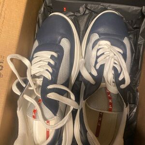 Prada sneakers that’s in good condition